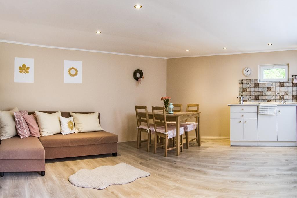 Vági Apartment Sárvár Kültér fotó